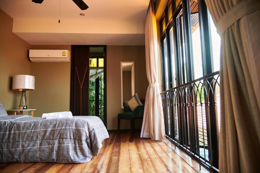 Lotus Pond Villa