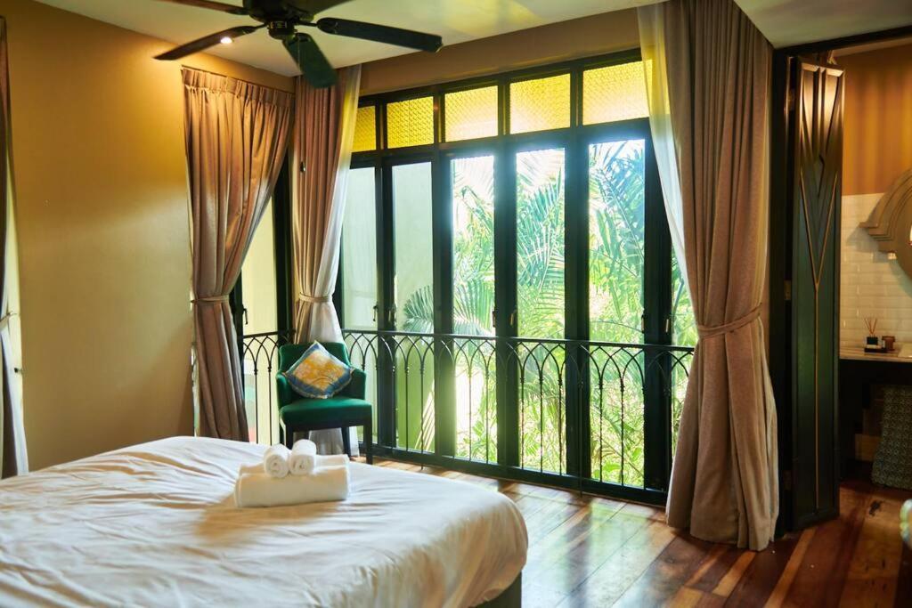 Lotus Pond Villa